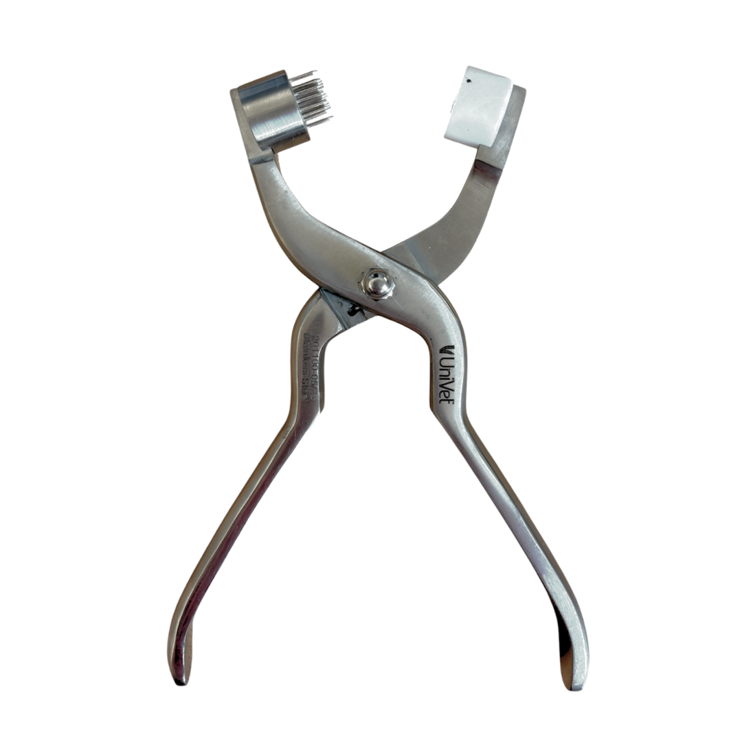 M chip microchip tattoo plier with 24mm round pin point block
