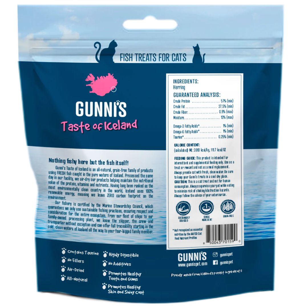 Gunni's Taste of Iceland Cat Treats Whole Herring - 42.5g | PeekAPaw Pet Supplies