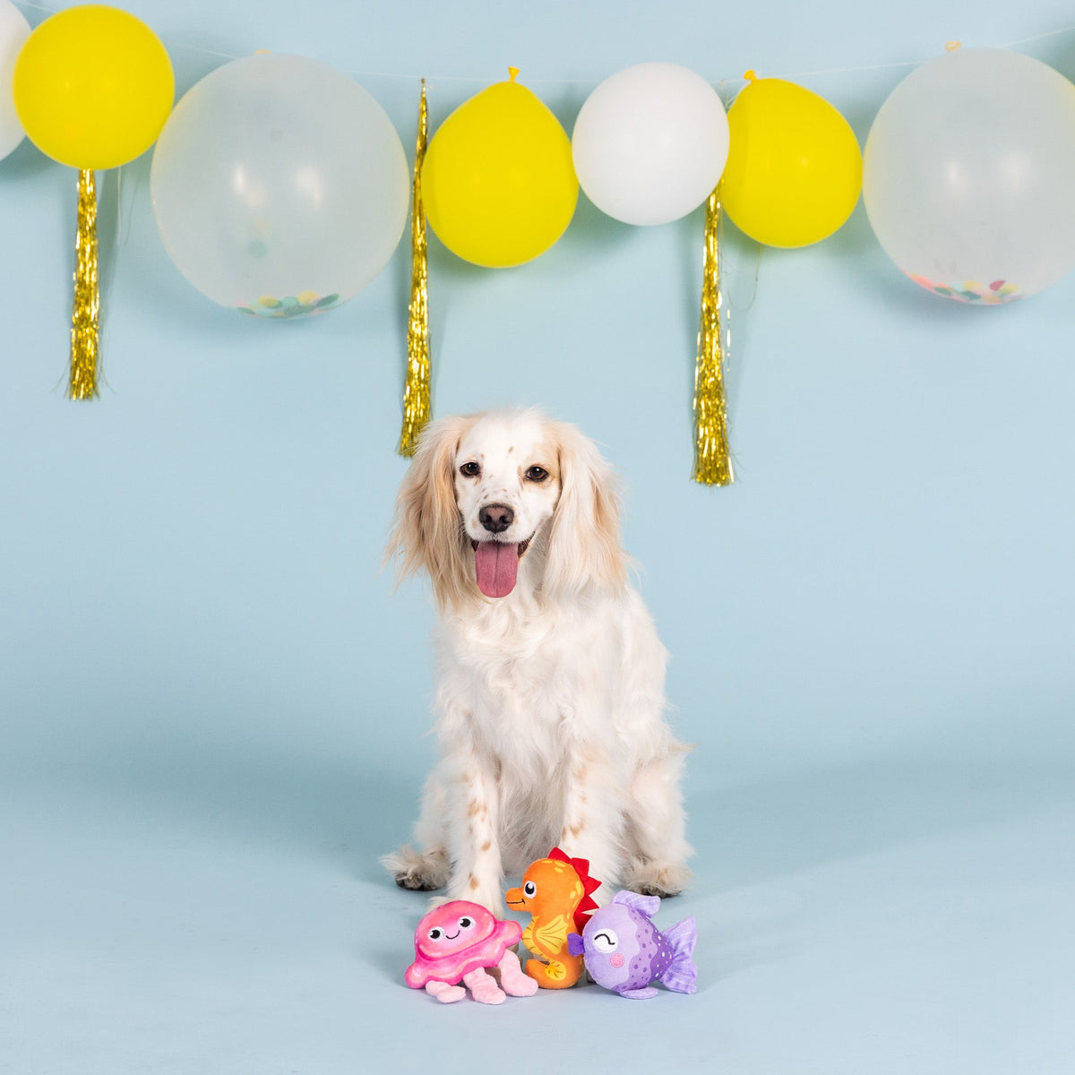 Fringe Studio Plush Dog Toy Set - It's A Waterfall Life — detail
