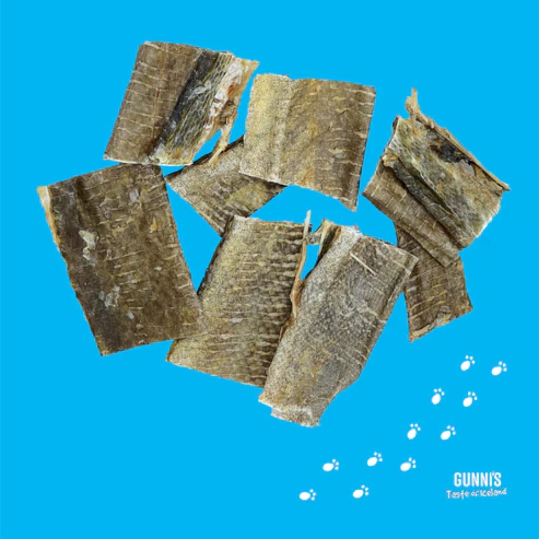 Gunni's Taste of Iceland Dog Treats Cod Skin Chips - 255g | PeekAPaw Pet Supplies