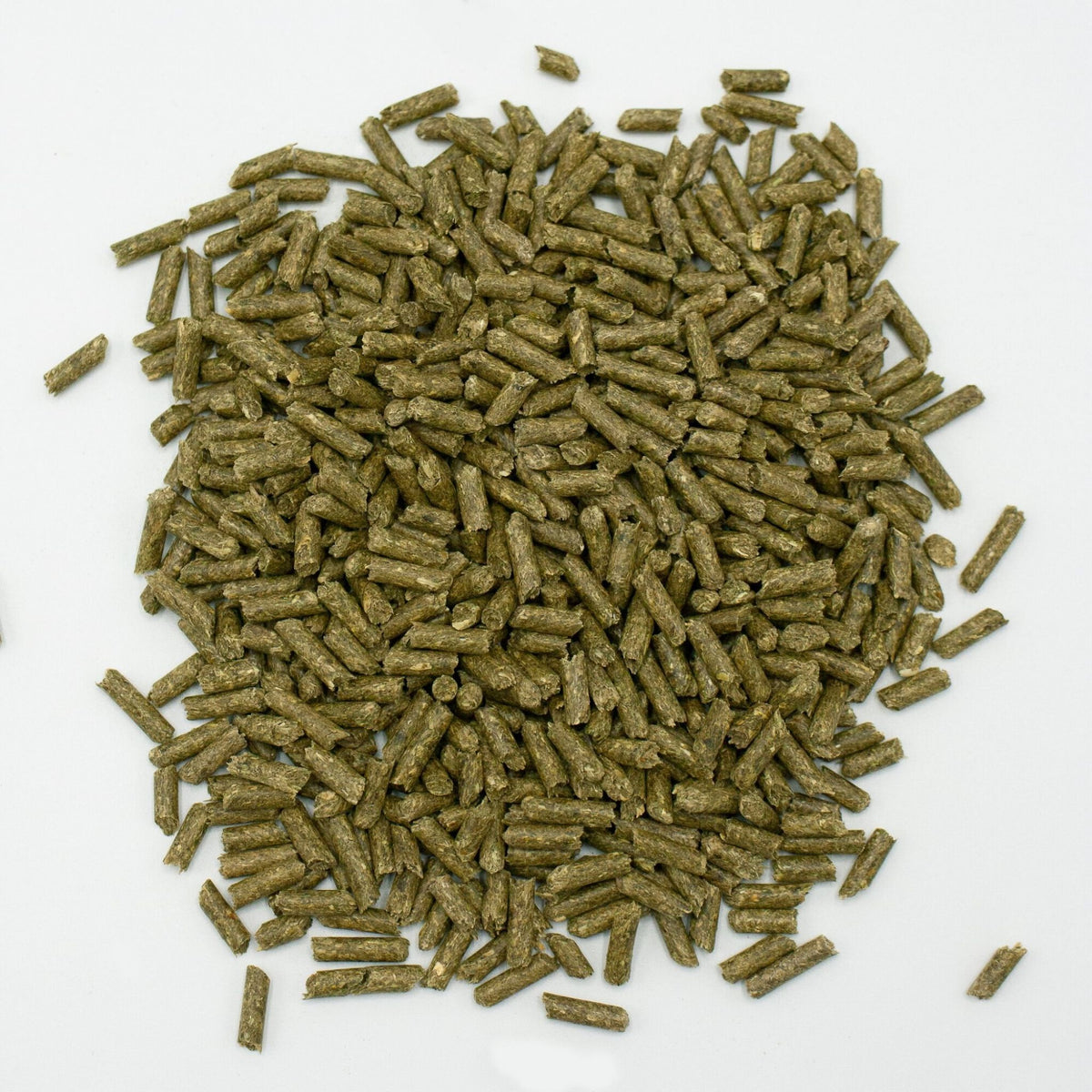 Close up of Oxbow Essentials Young Guinea Pig Food pellets