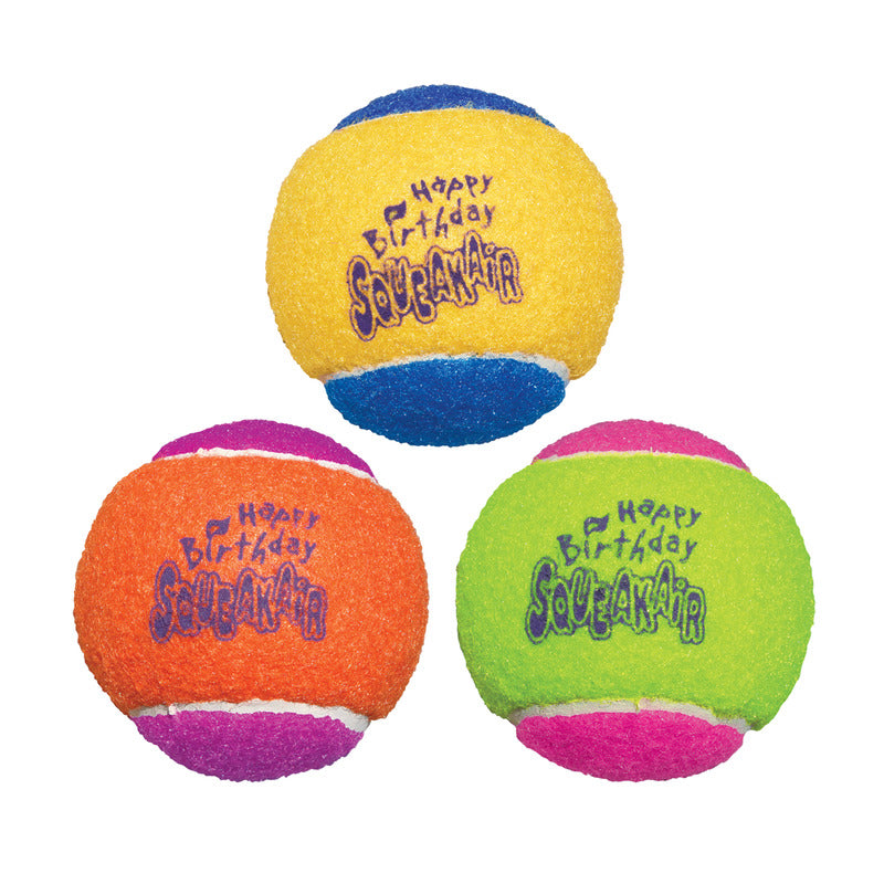 KONG Dog Toys SqueakAir Birthday Ball 01