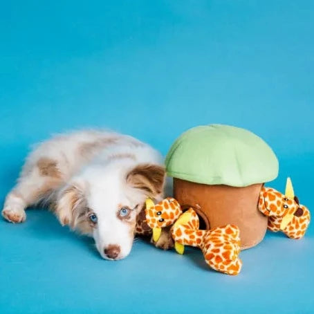 Zippy Paws Dog Toys Plush Burrow - Giraffe Lodge 04