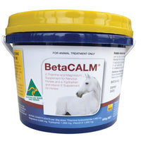 Kelato BetaCALM powder calming supplement for horses in a 600g tub with a yellow lid