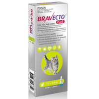 Bravecto Plus carton for cats, green 1.2-2.8 kg band, single-pipette pack, angled view