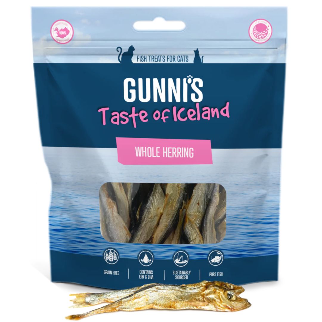 Gunni's Taste of Iceland Cat Treats Whole Herring - 42.5g | PeekAPaw Pet Supplies