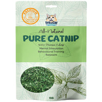 Front of the FreeCat All-Natural Pure Catnip 15g pouch, showing dried catnip and leaf artwork