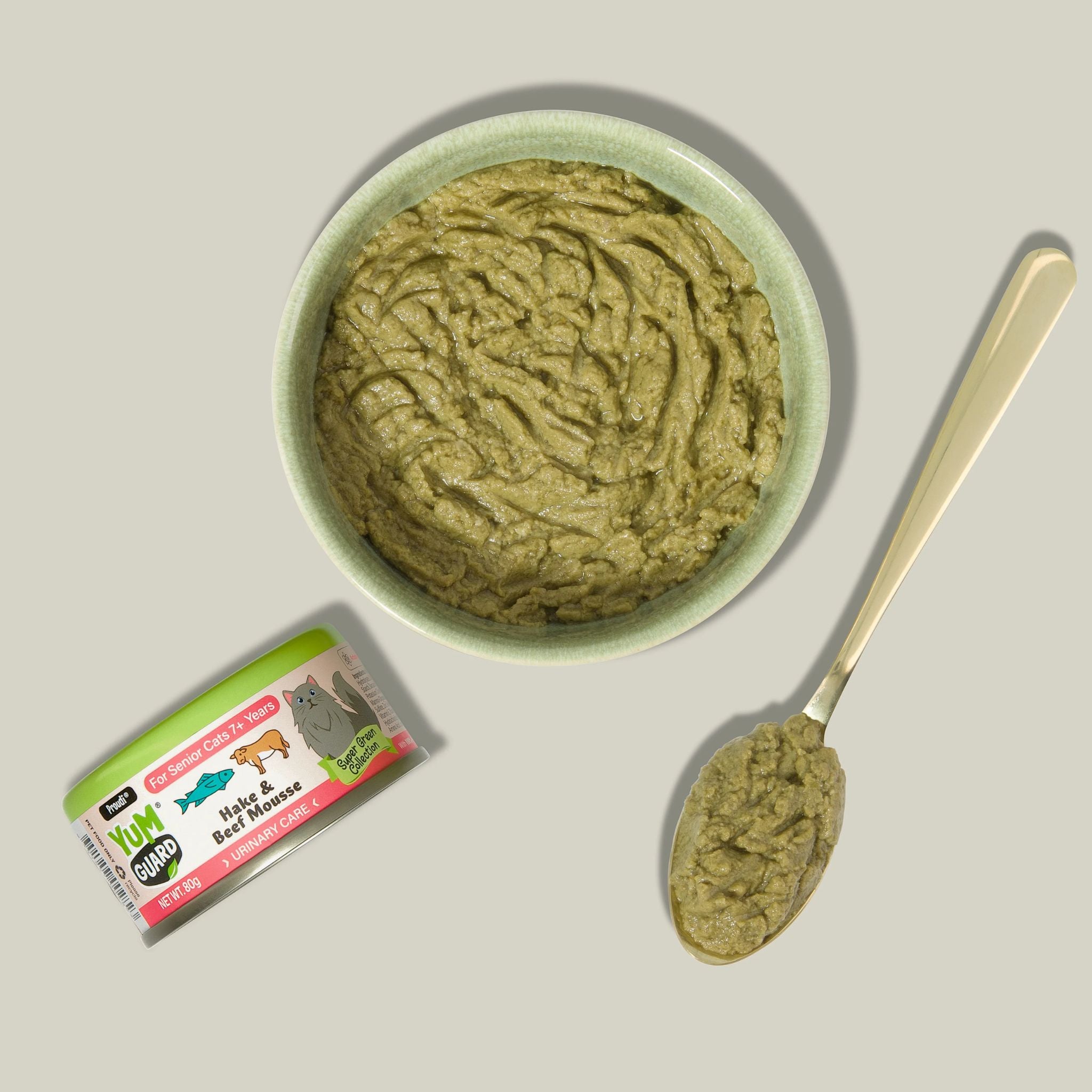 YumGuard Hake & Beef Mousse Senior Cat Food