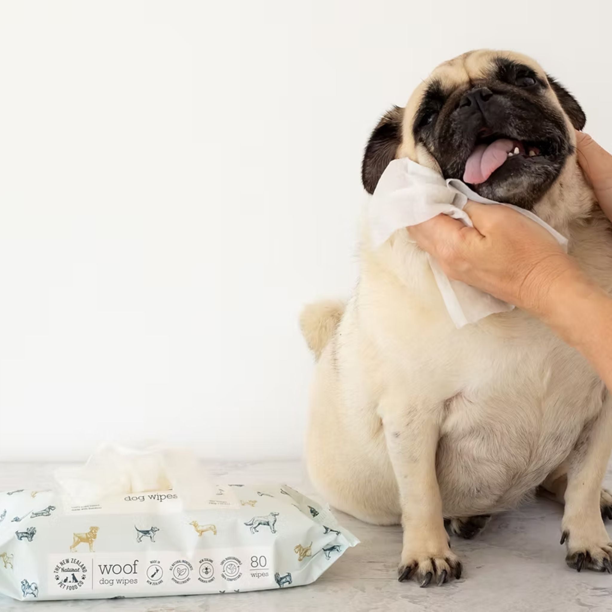 The New Zealand Natural Woof/Meow Manuka Honey Pet Wipes