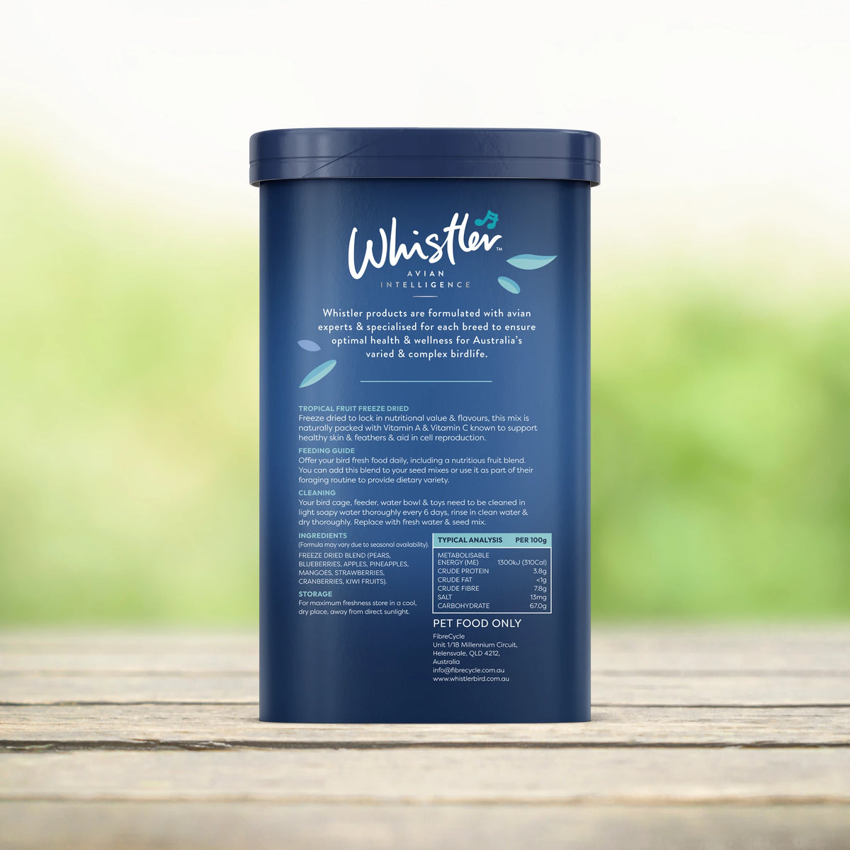 Whistler Large Parrot Freeze Dried Medley 90g - back of tub showing ingredients and feeding guide