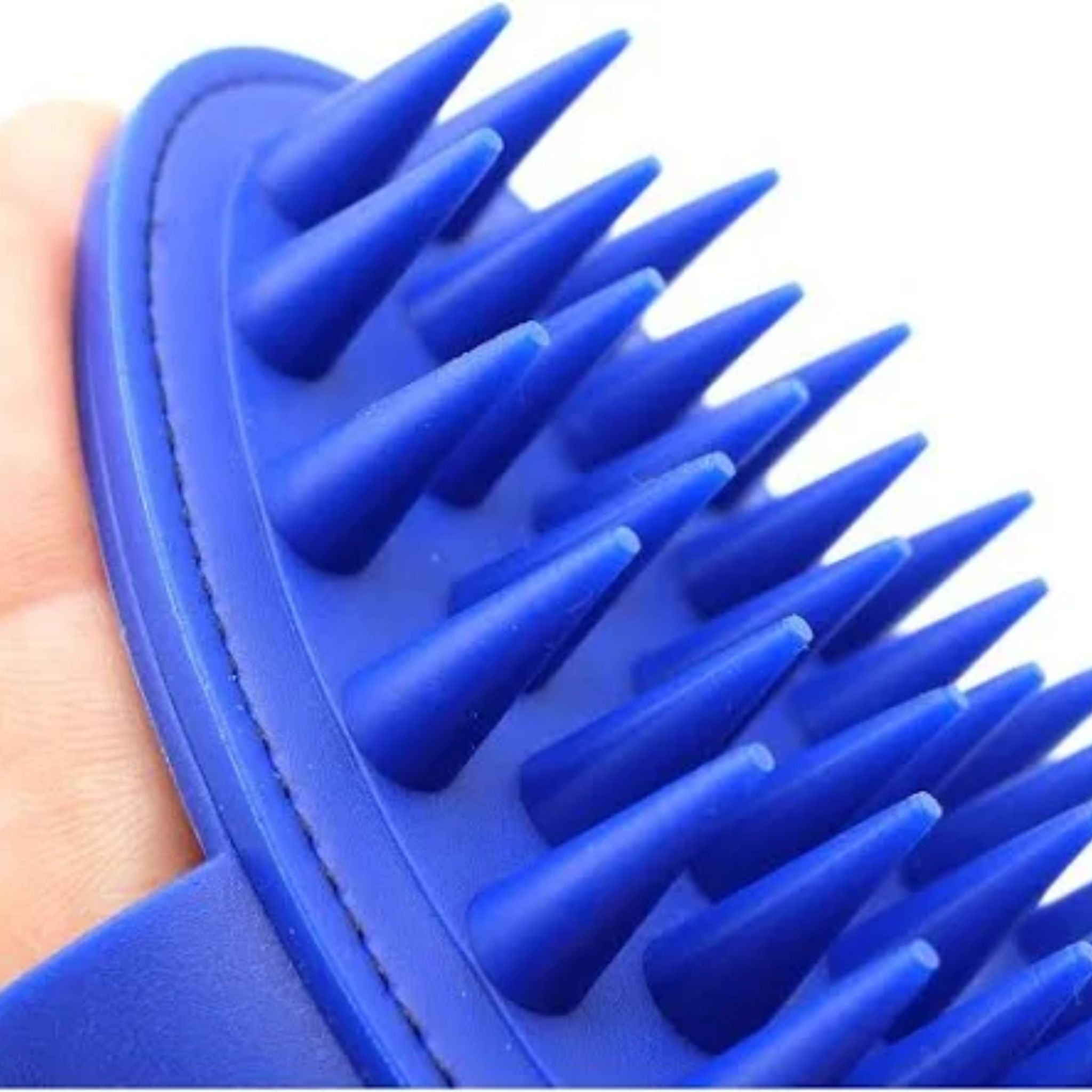 Artero Rubber Mitt with Adjustable Strap
