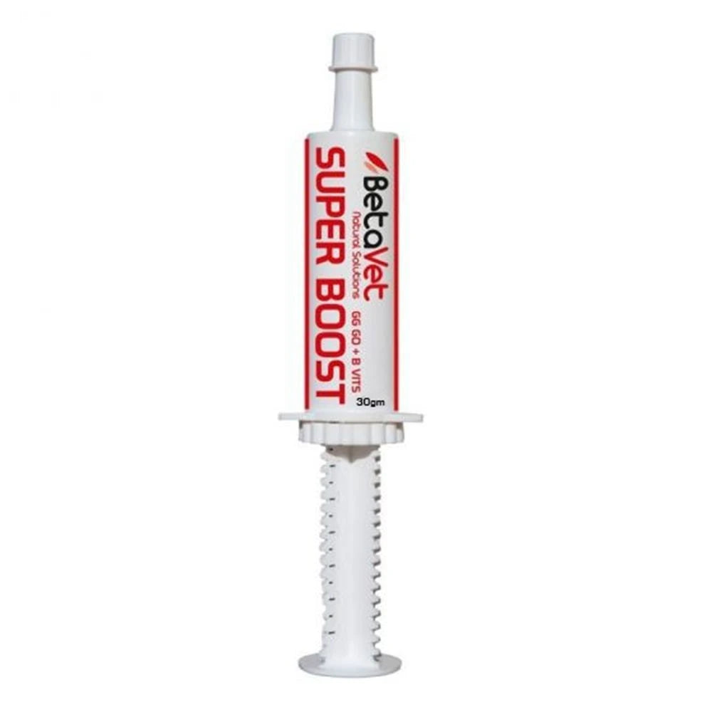 A single BetaVet Superboost 30g oral paste syringe with a red and white label