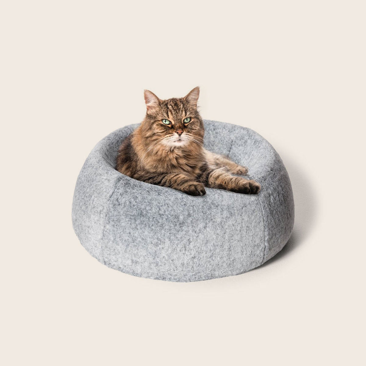 Snooza Cat Memory Nest in Chinchilla, memory foam nest with raised sides