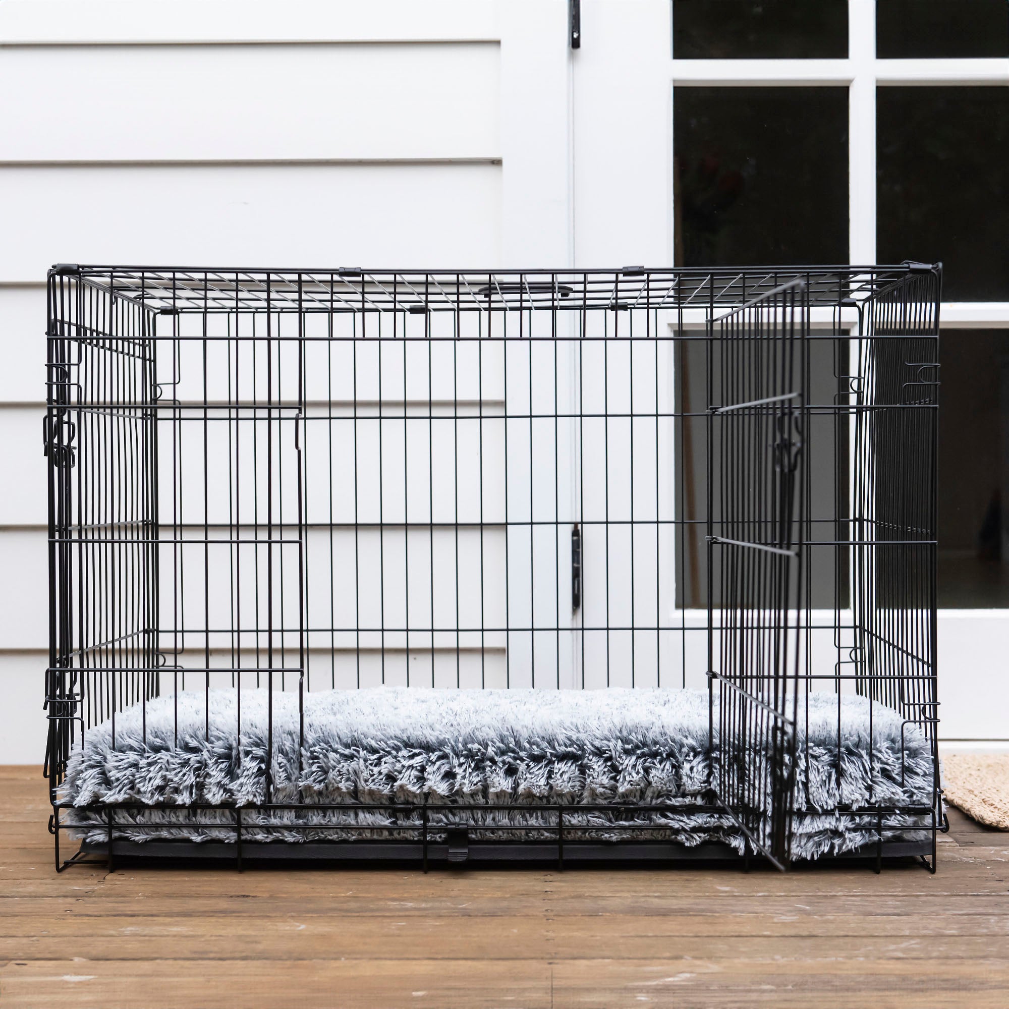 Superior Pet Goods Crate Mat Topper in Dove Grey