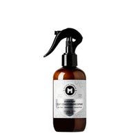 Melanie Newman Everyday Coat Conditioning Spray - 250ml | PeekAPaw Pet Supplies