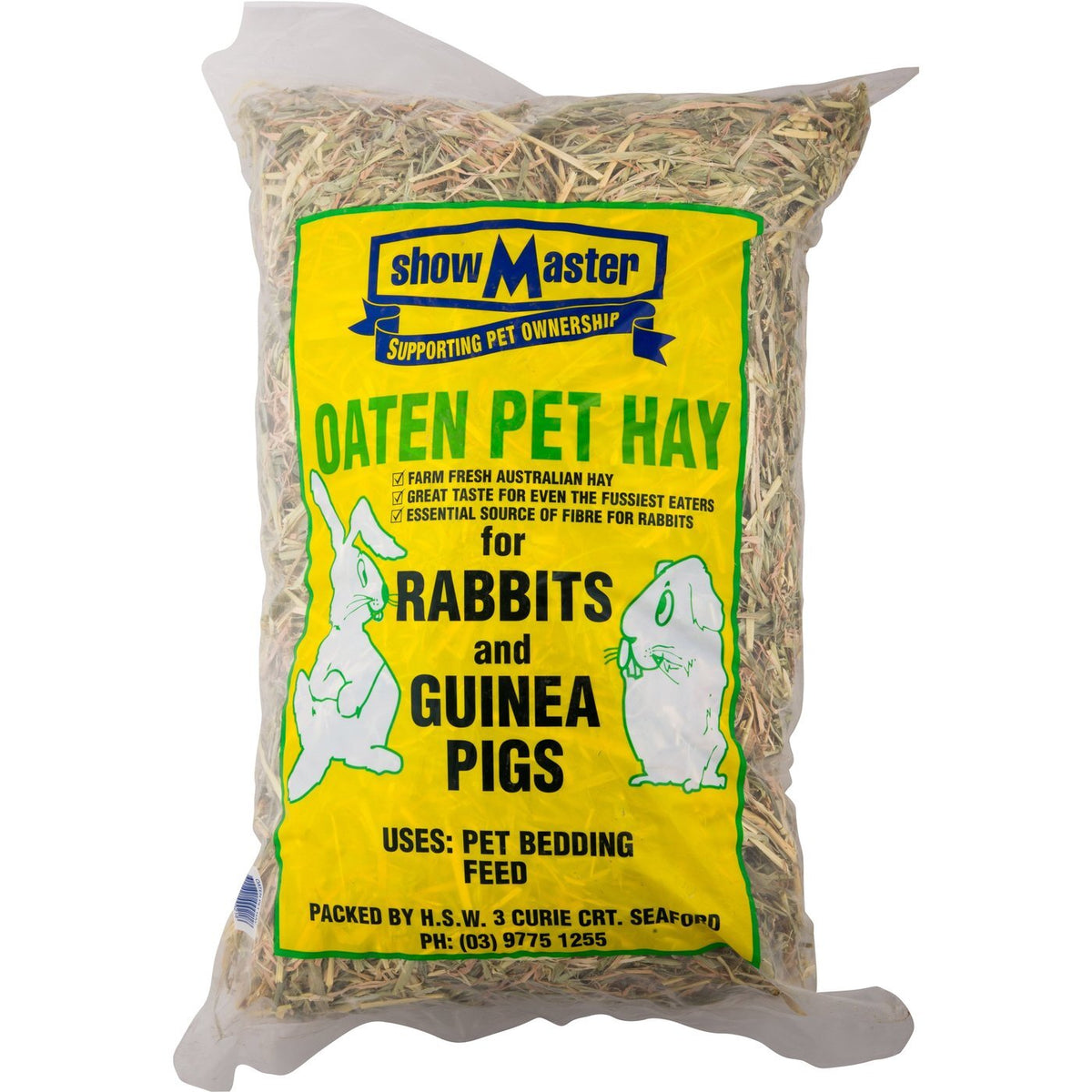 Showmaster Oaten Hay in a handled carry bag for rabbits and guinea pigs