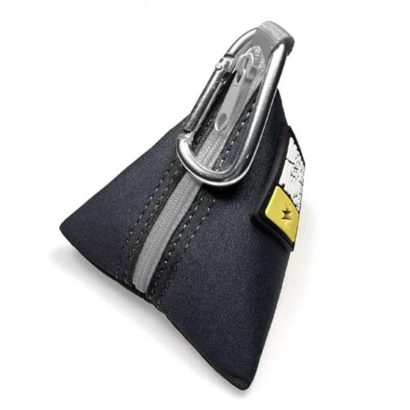 Max & Molly Poop Bag Holder Triangle 04