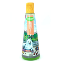 Natures Garden Fragrant Aromatherapy Shampoo for white dogs, 500ml bottle with a white dog