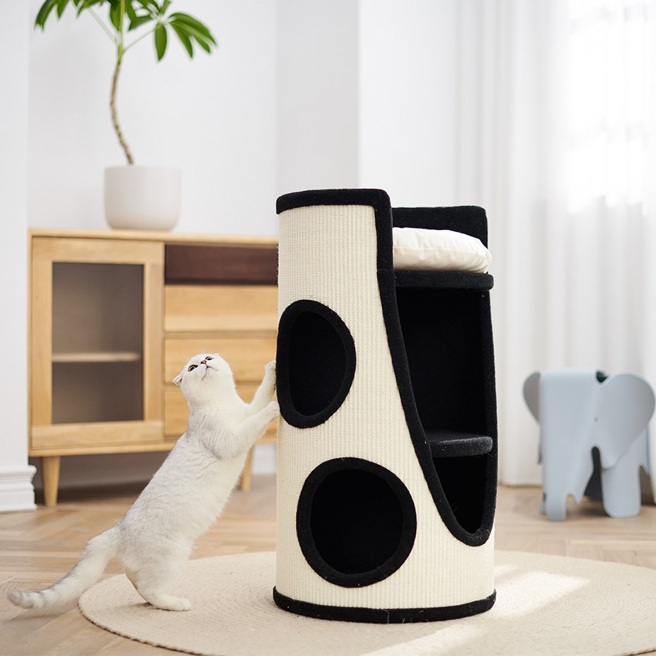Petsbelle Aeros Cat Tree 40x40x75cm – white cat scratching the sisal tower in a living room